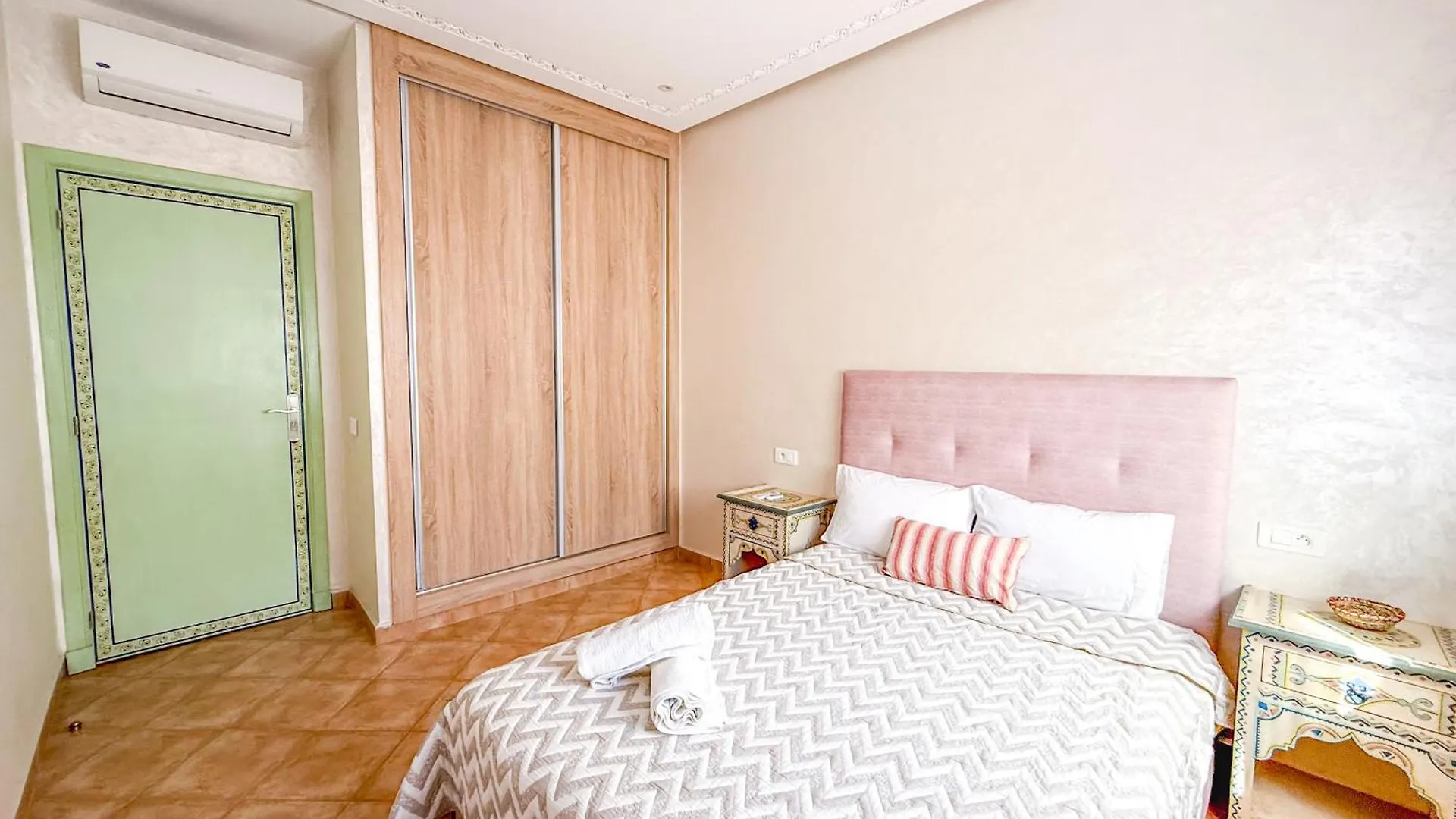 Villa Avec Piscine Centre Ville Targa 0*, Марракеш Марокко